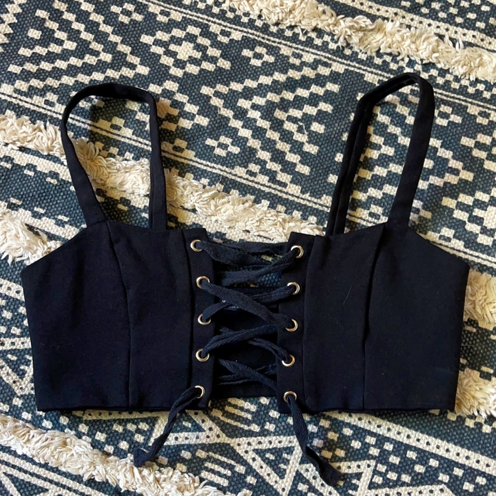 Solemio LA crop tie top
